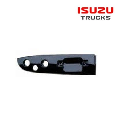 ISUZU GARNISH VĒJSTIKLS AUGŠĒJAIS LHD RH